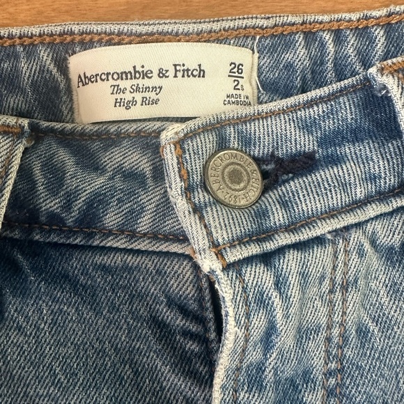 Abercrombie & Fitch Skinny High Rise Curve Love Distressed Jeans size 2 / 26 - Picture 5 of 12